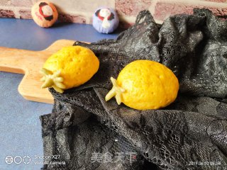 Cartoon Pineapple Bun recipe