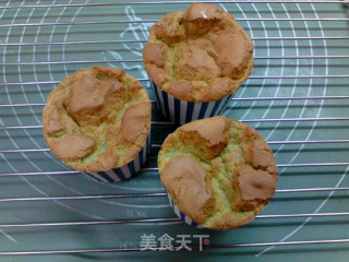 #蛋美食# Paper Cup Avocado Chiffon Cake recipe