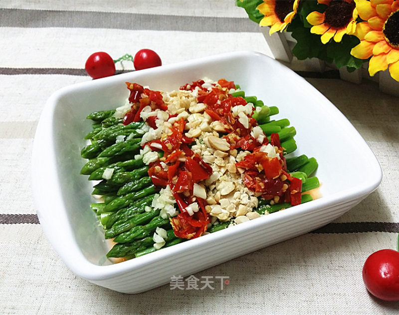 Asparagus with Pickled Pepper and Peanut recipe