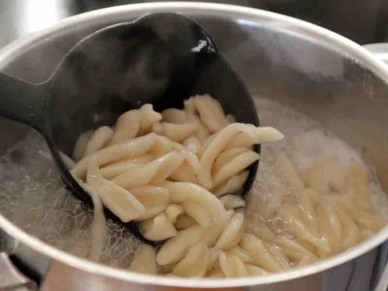 Shrimp and Chicken Soup Scissors Noodles recipe