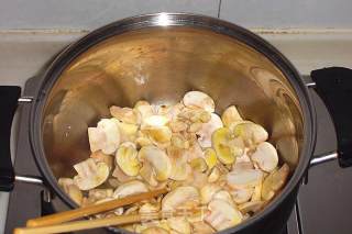 Clam and Mushroom Soup recipe