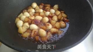 Braised Potatoes and Quail Eggs recipe