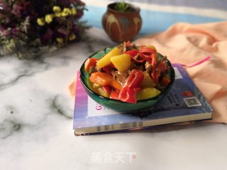 Warm in A Warm Winter Bowl (stewed Beef Brisket with Potatoes and Red Pepper) recipe