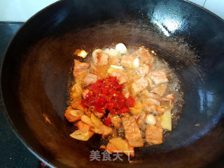 Homemade Small Stir-fry (fried Pork with Tofu) recipe