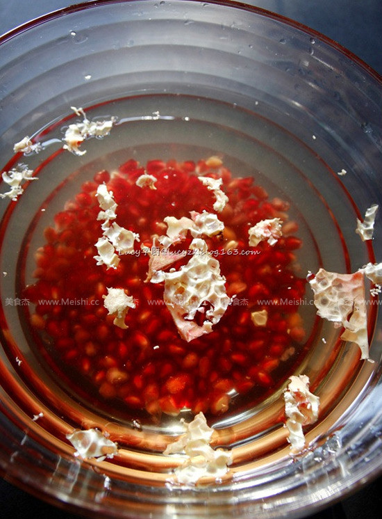 Freshly Squeezed Pomegranate Juice recipe