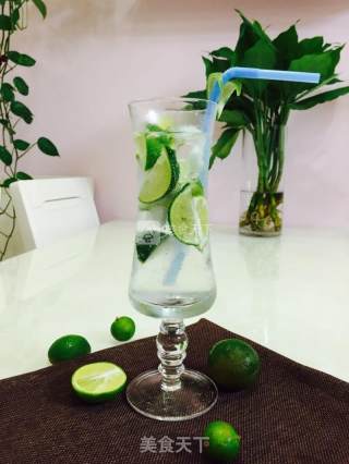 Salty Lime Bubbles recipe