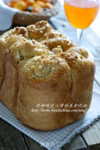 New Year's Eve to Please Auspicious Lucky Cloud Roll Toast (bread Machine Version Super Soft): Whole Wheat Pork Floss Toast recipe