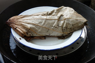 Steamed Pork with Lotus Leaf recipe