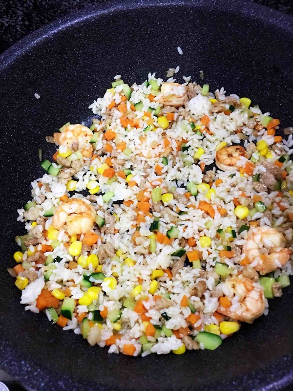 Fried Rice with Shrimp and Seasonal Vegetables recipe