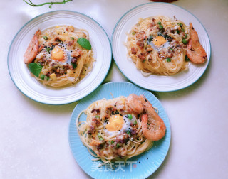 Bird's Nest Pasta Baked Egg recipe