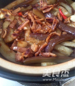 Dried Squid and Eggplant in Clay Pot recipe