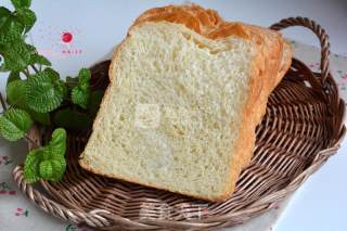 One-touch Light Cream and Salty Toast recipe