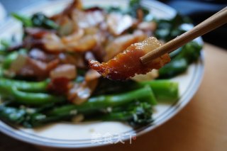 Stir-fried Kale with Bacon recipe