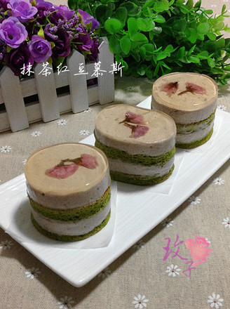 Matcha Red Bean Mousse Cake