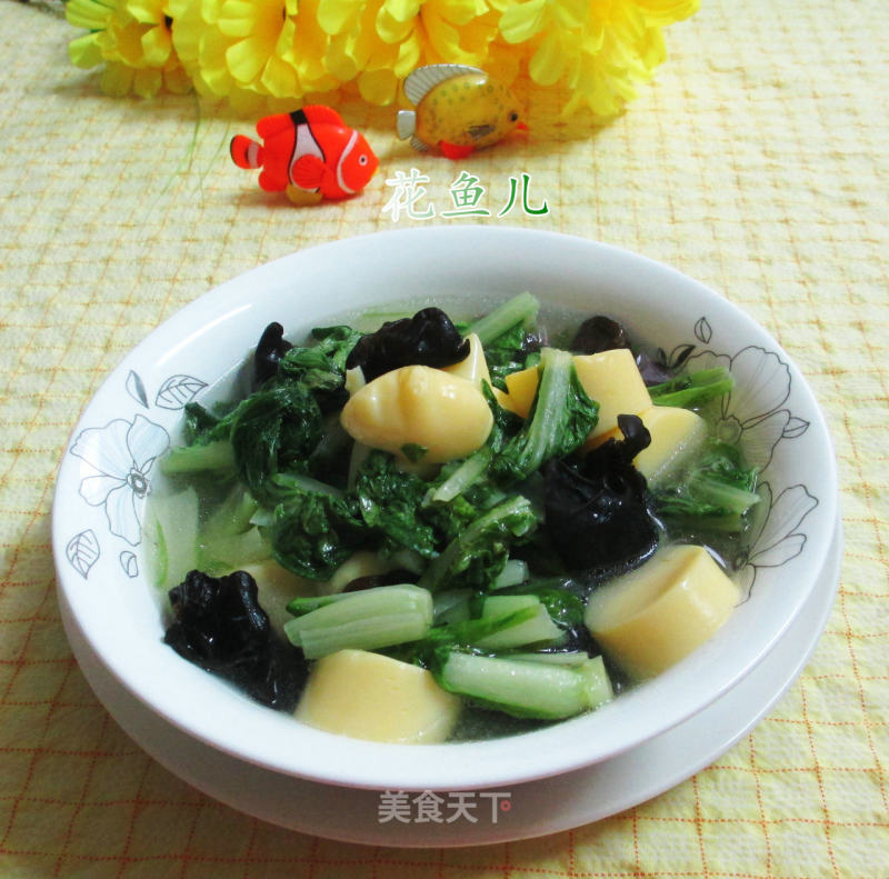 Boiled Cabbage with Black Fungus and Cherry Jade Tofu recipe