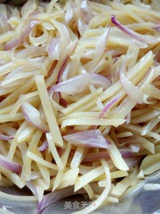 Onions Mixed with Potatoes recipe