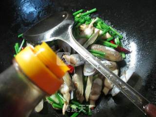 Fried Razor Clams with Leek Flowers recipe