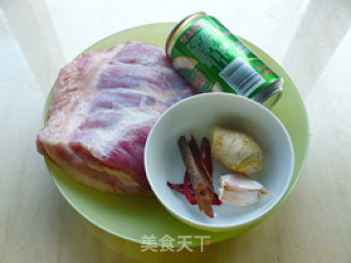 Braised Pork with Beer recipe