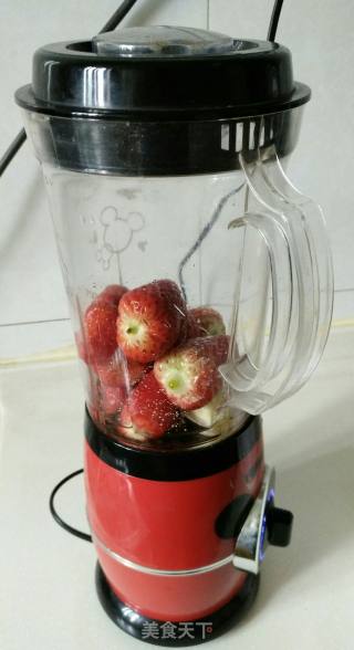 Banana Strawberry Juice recipe