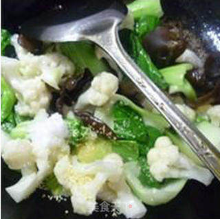 Greens, Black Fungus, Cauliflower recipe