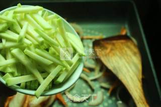 Korean Spicy Seafood Mixed Cold Noodles recipe