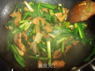 Stir Fried Pork with Garlic recipe