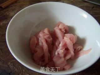 Thousand Slices of Shredded Pork with Fried Leeks recipe