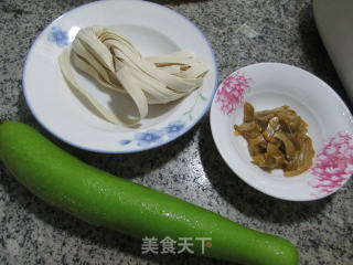 Sliced Mustard Noodles with Night Blossoms recipe