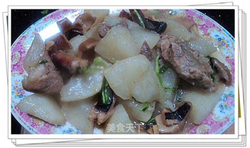 Braised Pork Bone Radish recipe