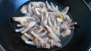 【guangdong】tiger Skin and Chicken Feet recipe