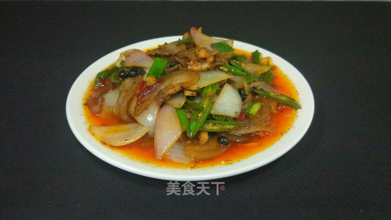 Onion Twice-cooked Pork with Snacks recipe