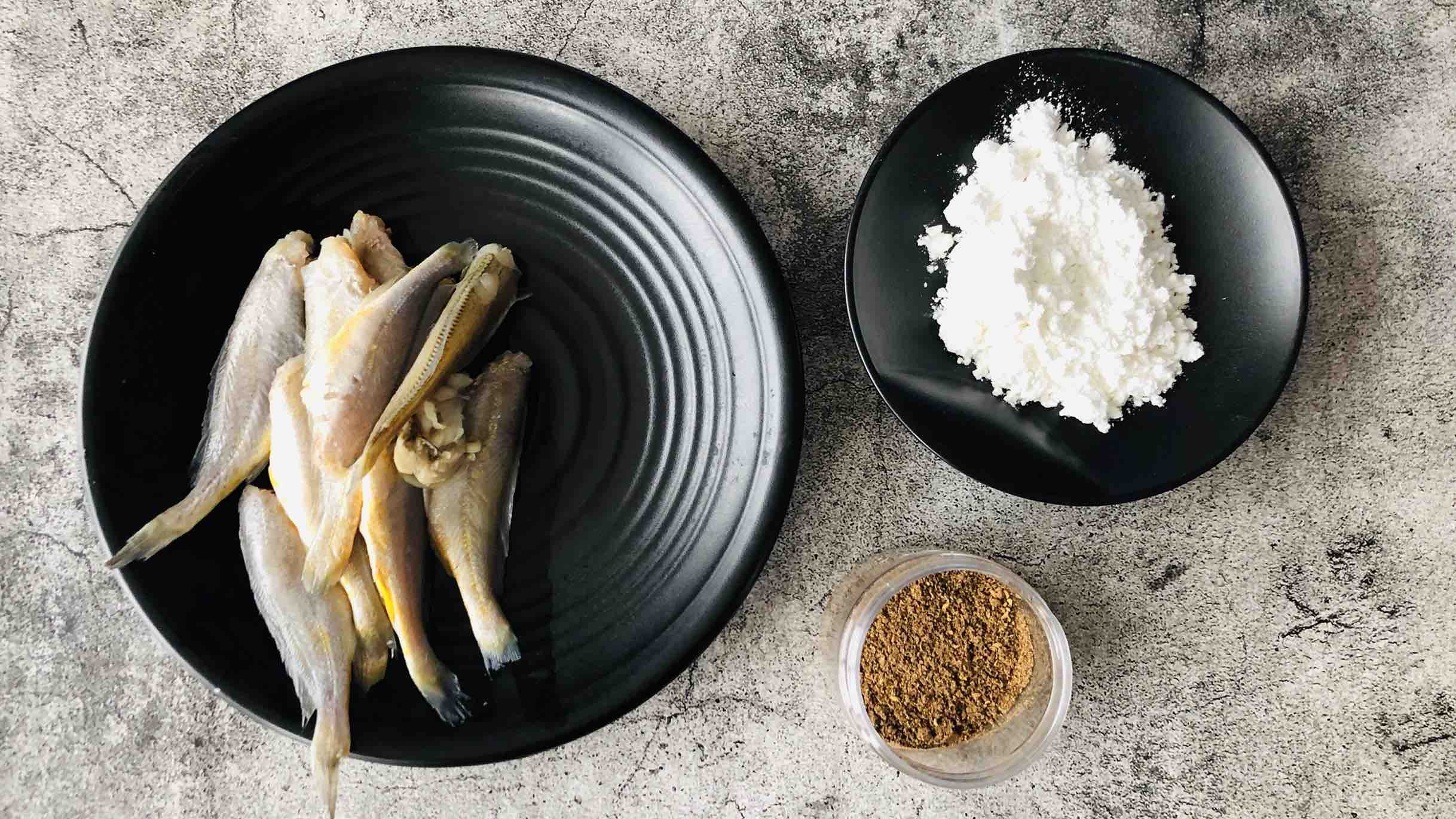 Salt and Pepper Small Yellow Croaker recipe