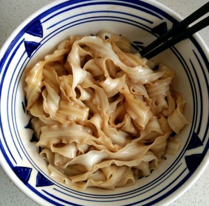 Super Simple Oily Noodles that You Can Eat in Ten Minutes recipe