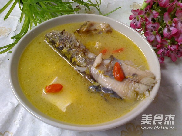 Yellow Catfish Tofu Soup recipe