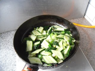Fried Melon Slices with Egg recipe