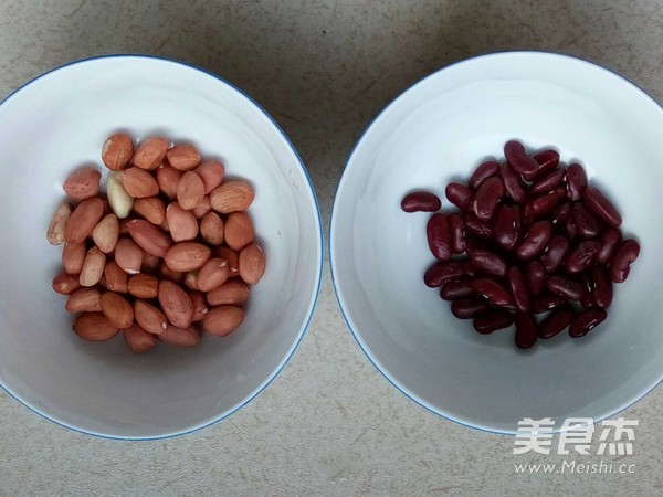 Kidney Bean and Lotus Seed Mixed Grain Congee recipe