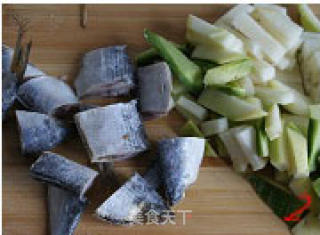 Fisherman's Rice-steamed Salted Fish with Radish recipe