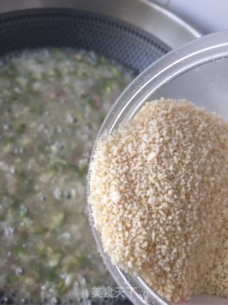 Sophora Porridge with Minced Meat recipe