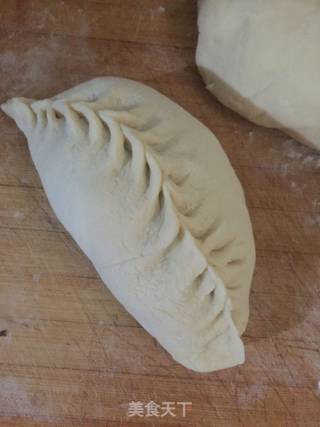 Sophora Japonica Meat Buns recipe