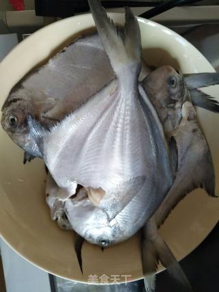 Home-style Braised Pomfret recipe