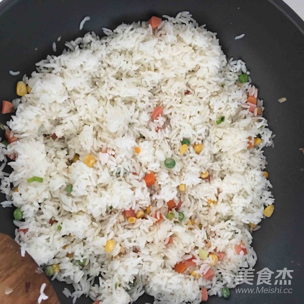 Yangzhou Fried Rice recipe