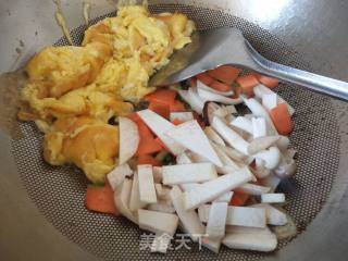 Fried Mushrooms with Eggs recipe