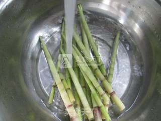 Stir-fried Wild Bamboo Shoots with Pickled Vegetables recipe