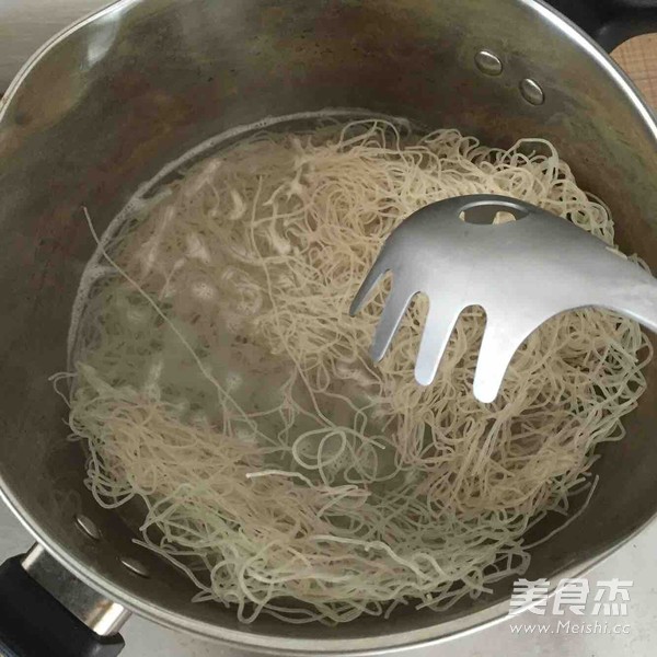 Egg Vermicelli Noodle Soup recipe