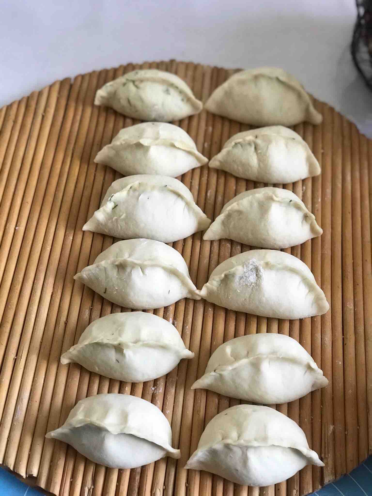 Fresh, Fragrant, Savory Ice Crystal Fennel Fried Pork Bun recipe