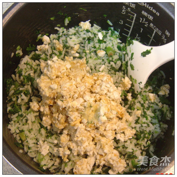 Snowflake Spinach Rice Ball recipe