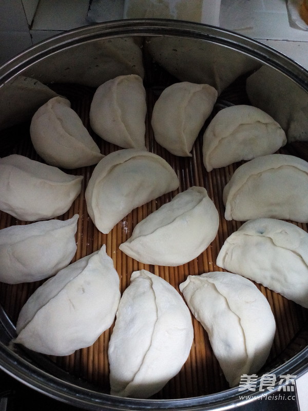 Sophora Clam Meat Bun recipe