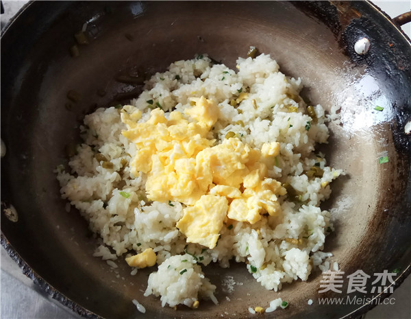 Fried Rice with Capers and Eggs recipe
