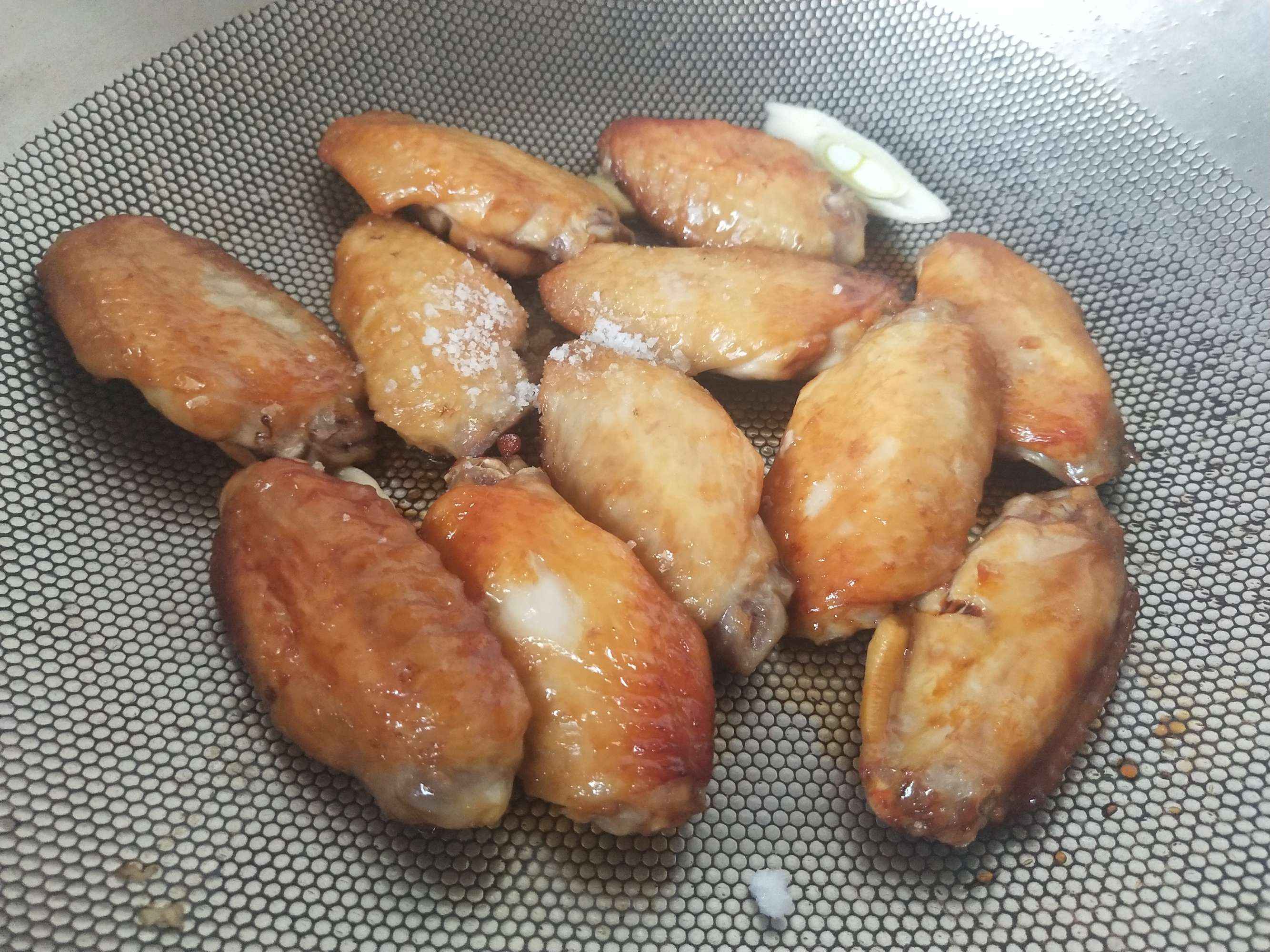 Oil-free Coke Chicken Wings recipe