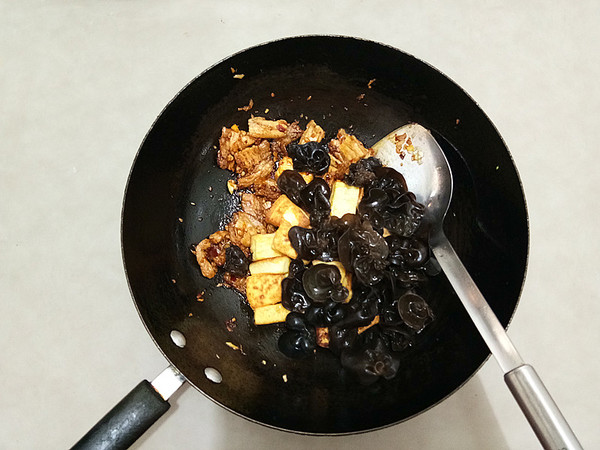 Tofu with Fungus recipe